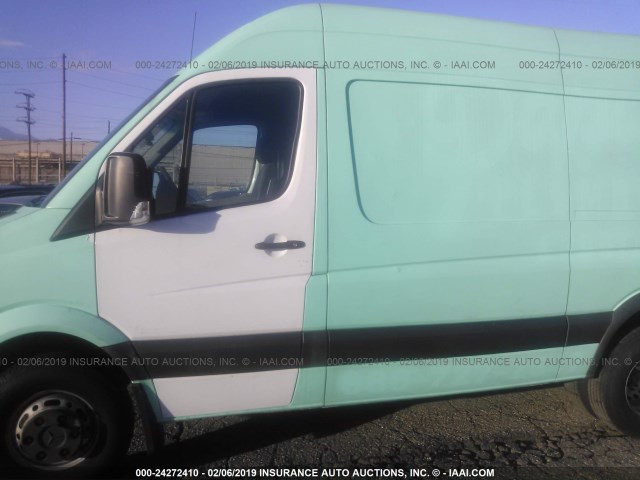 WD3PF3CC4C5650987 - 2012 MERCEDES-BENZ SPRINTER 3500 GREEN photo 7