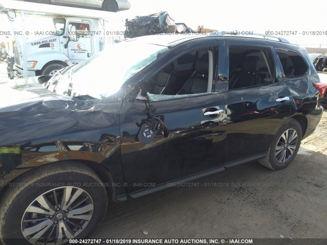 5N1DR2MN6JC603989 - 2018 NISSAN PATHFINDER S/SV/SL/PLATINUM BLACK photo 6