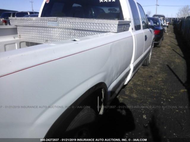 1GCEC19T2YE229634 - 2000 CHEVROLET SILVERADO C1500 WHITE photo 6