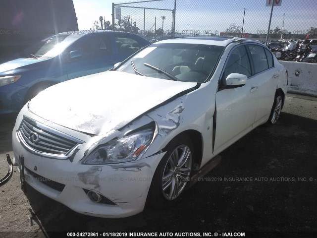 JN1CV6AP7FM580302 - 2015 INFINITI Q40 WHITE photo 2