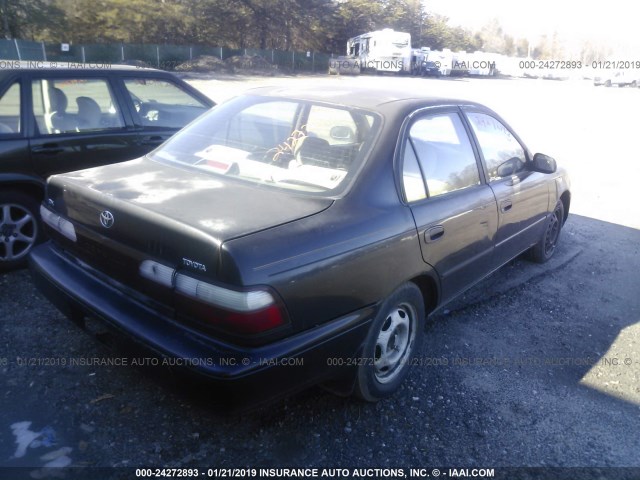 2T1BB02E4TC154295 - 1996 TOYOTA COROLLA DX GREEN photo 4