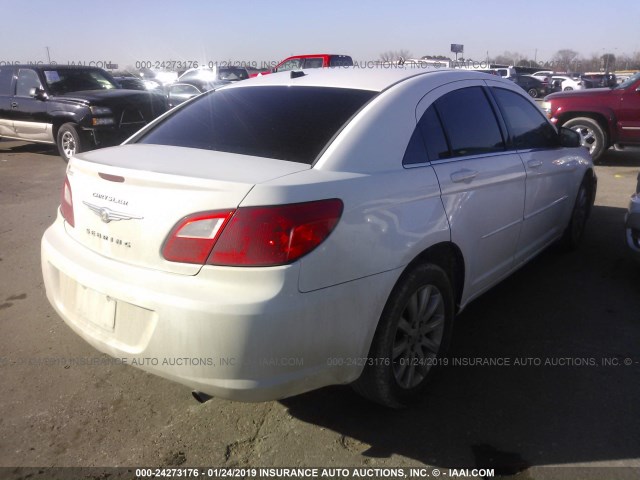 1C3CC5FB3AN141163 - 2010 CHRYSLER SEBRING LIMITED WHITE photo 4