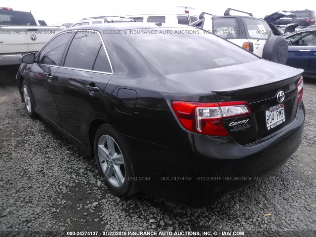 4T1BF1FK5CU011011 - 2012 TOYOTA CAMRY SE/LE/XLE BLACK photo 3