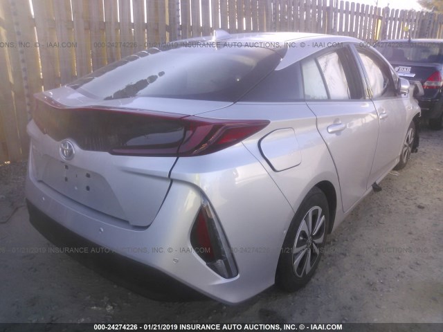 JTDKARFP7J3080654 - 2018 TOYOTA PRIUS PRIME  银色 照片 4