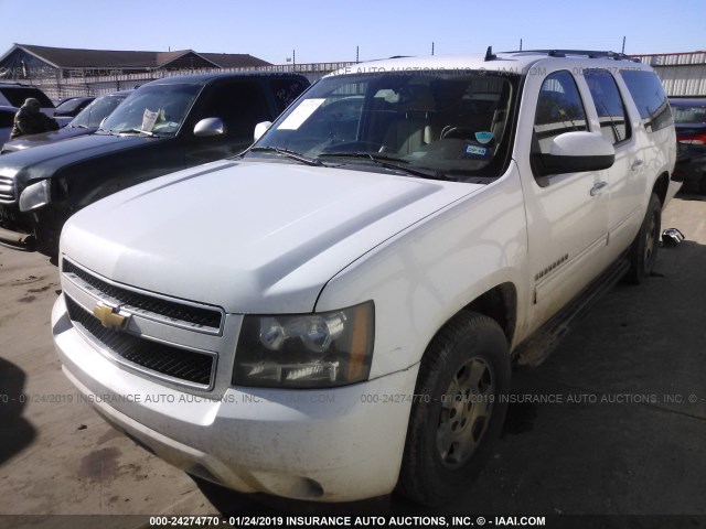 1GNSCJE08CR147267 - 2012 CHEVROLET SUBURBAN C1500 LT WHITE photo 2