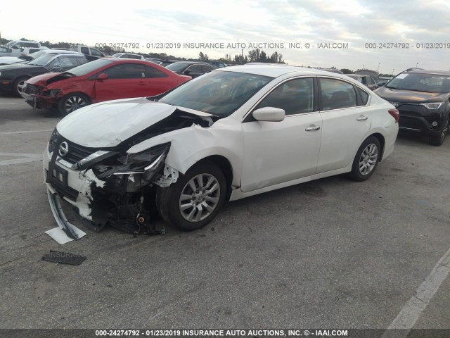 1N4AL3AP1GC225504 - 2016 NISSAN ALTIMA 2.5/S/SV/SL/SR WHITE photo 2