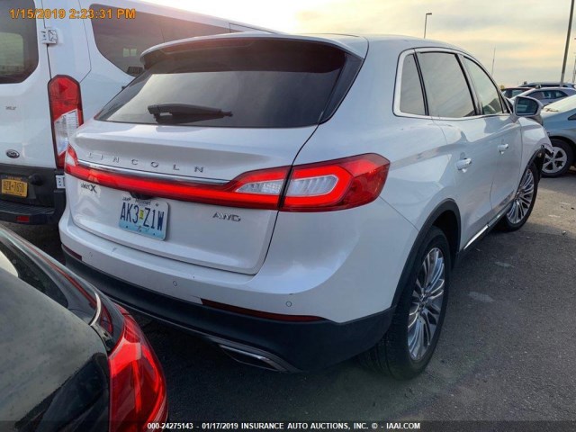 2LMPJ8LR7JBL23630 - 2018 LINCOLN MKX RESERVE WHITE photo 16