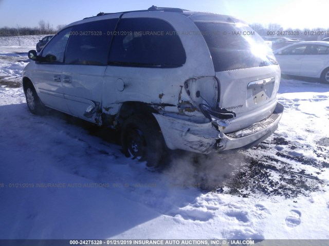 2C4GP44R65R163498 - 2005 CHRYSLER TOWN & COUNTRY LX WHITE photo 6