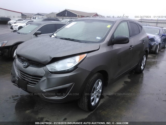 KM8JT3AB4DU567707 - 2013 HYUNDAI TUCSON GL BROWN photo 2