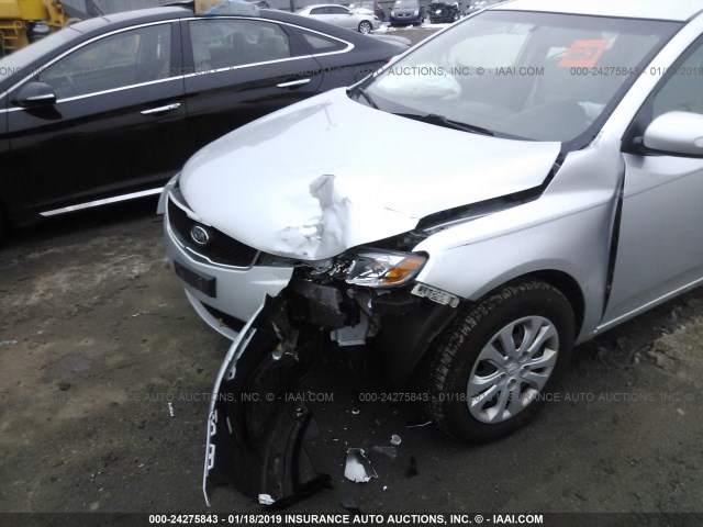 KNAFU4A26A5261348 - 2010 KIA FORTE EX SILVER photo 6