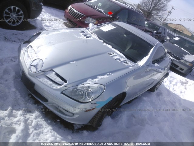 WDBWK54FX6F086048 - 2006 MERCEDES-BENZ SLK 280 SILVER photo 2