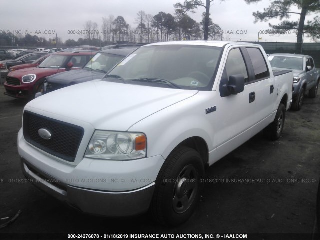 1FTPW12526FA03208 - 2006 FORD F150 SUPERCREW WHITE photo 2