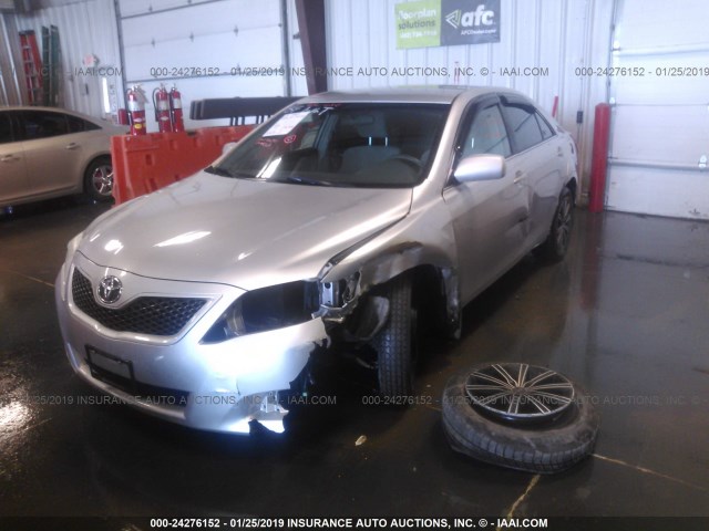 4T4BF3EK4BR214862 - 2011 TOYOTA CAMRY SE/LE/XLE 银色 照片 6