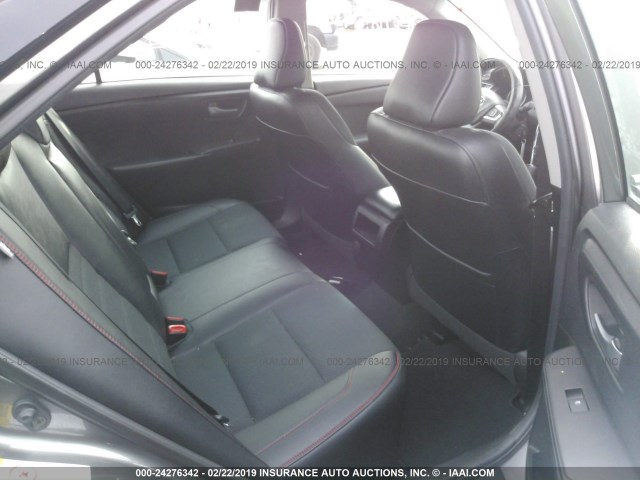 4T1BF1FK4HU404053 - 2017 TOYOTA CAMRY LE/XLE/SE/XSE BLACK photo 8