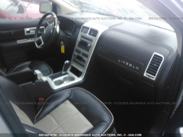 2LMDU88C99BJ03822 - 2009 LINCOLN MKX SILVER photo 5