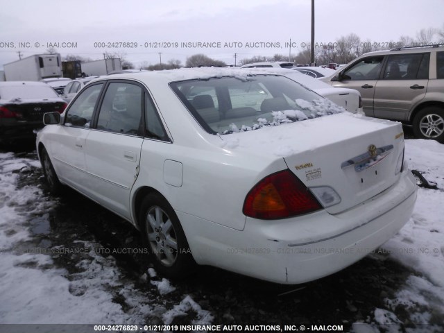 4T1BF28B81U122040 - 2001 TOYOTA AVALON XL/XLS WHITE photo 3