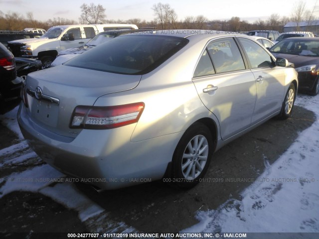 4T4BF3EK4BR208625 - 2011 TOYOTA CAMRY SE/LE/XLE SILVER photo 4