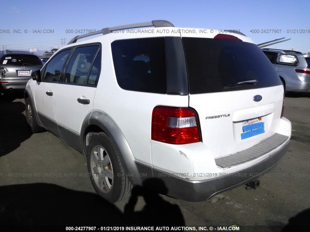 1FMZK01135GA16454 - 2005 FORD FREESTYLE SE WHITE photo 3