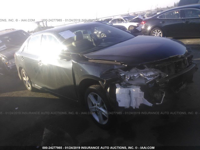 4T1BF1FK8EU809957 - 2014 TOYOTA CAMRY L/SE/LE/XLE 黑色 照片 1