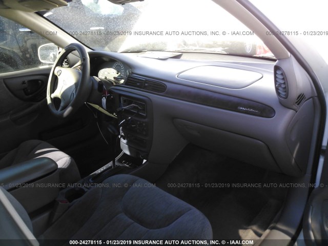 1G1NE52M7VY132517 - 1997 CHEVROLET MALIBU LS WHITE photo 5