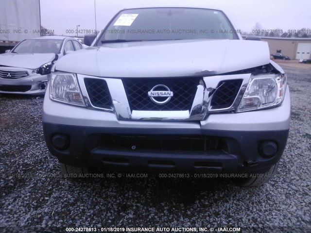 1N6AD0EV9CC434964 - 2012 NISSAN FRONTIER S/SV/SL/PRO-4X SILVER photo 6