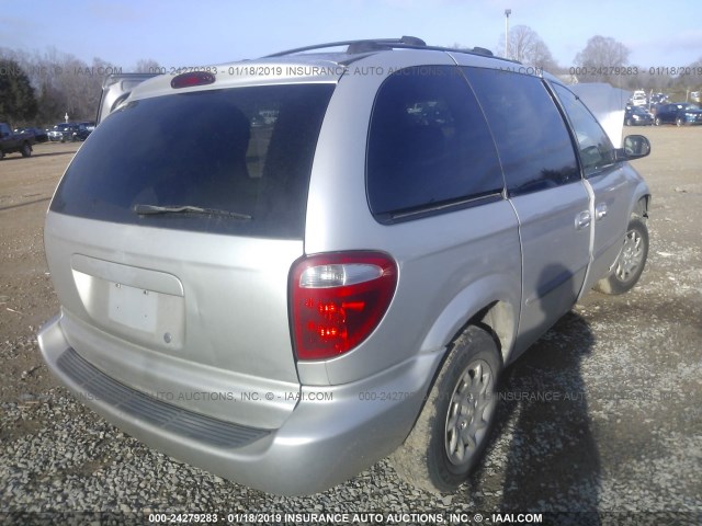 1C4GJ45382B604103 - 2002 CHRYSLER VOYAGER LX SILVER photo 4