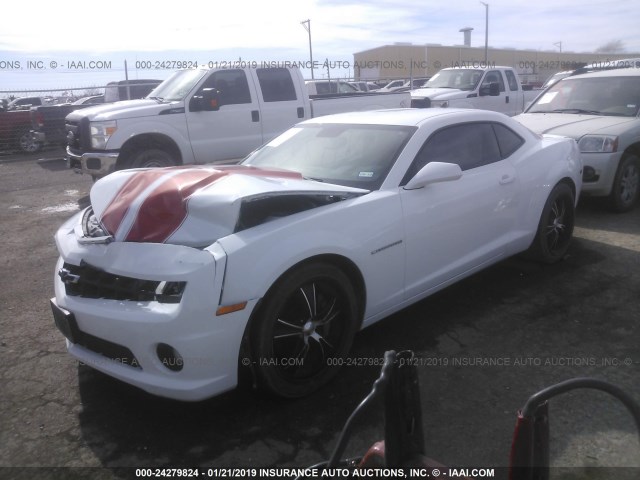 2G1FK1EJXA9188070 - 2010 CHEVROLET CAMARO SS WHITE photo 2