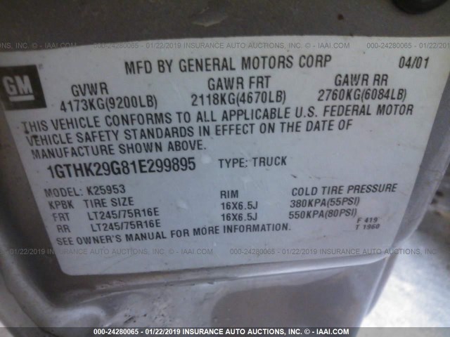 1GTHK29G81E299895 - 2001 GMC SIERRA K2500 HEAVY DUTY SILVER photo 9