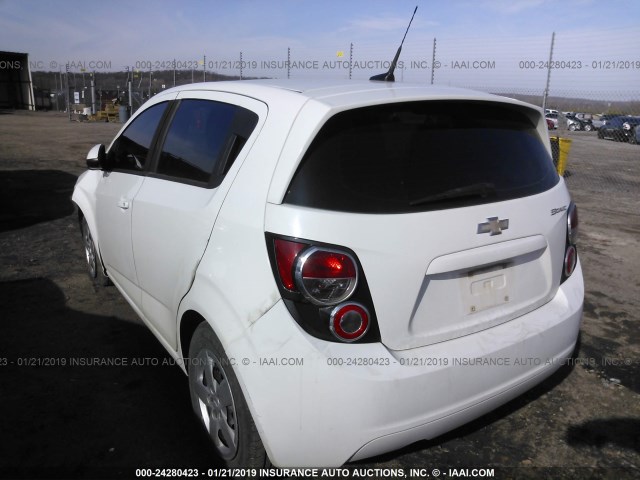 1G1JA6SH3D4106120 - 2013 CHEVROLET SONIC LS WHITE photo 3