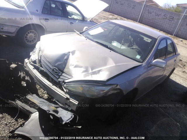JTDBE32K640257356 - 2004 TOYOTA CAMRY LE/XLE Қоңыр фото 2
