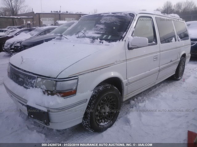 1C4GH54L1SX622299 - 1995 CHRYSLER TOWN & COUNTRY  WHITE photo 2