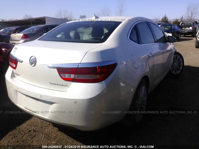 1G4PR5SKXD4189122 - 2013 BUICK VERANO CONVENIENCE WHITE photo 4