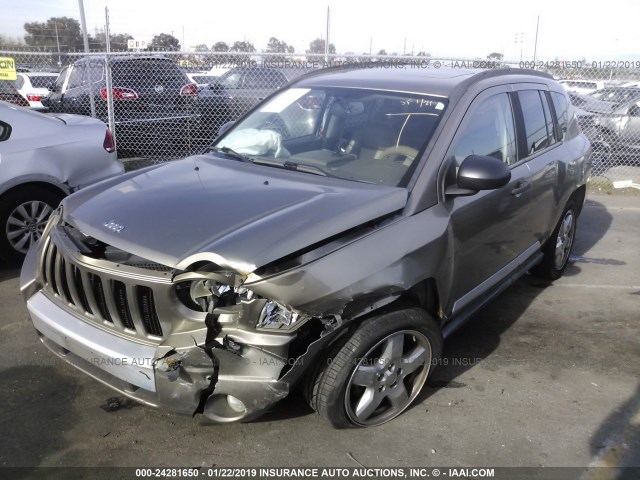 1J8FT57W97D241799 - 2007 JEEP COMPASS LIMITED GOLD photo 4