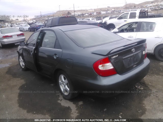 4T1BF30K63U548765 - 2003 TOYOTA CAMRY LE/XLE/SE GREEN photo 3