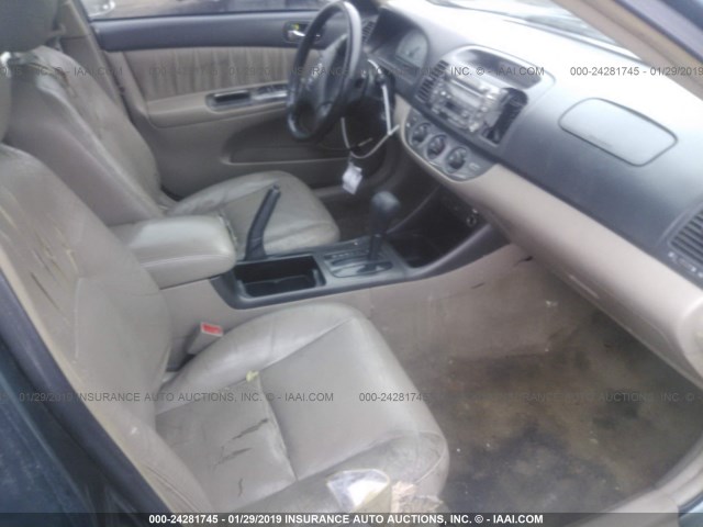4T1BF30K63U548765 - 2003 TOYOTA CAMRY LE/XLE/SE GREEN photo 5