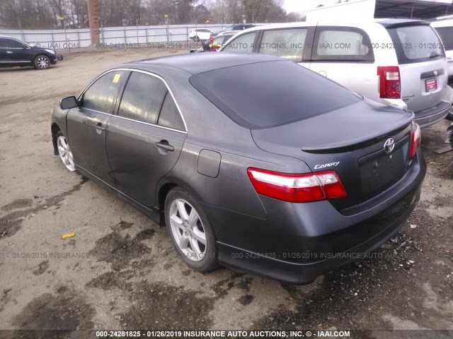 4T1BE46K99U394528 - 2009 TOYOTA CAMRY SE/LE/XLE ნაცრისფერი ფოტო 3