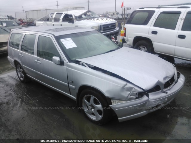 YV1LW53D2X2544581 - 1999 VOLVO V70 T5 TURBO SILVER photo 1