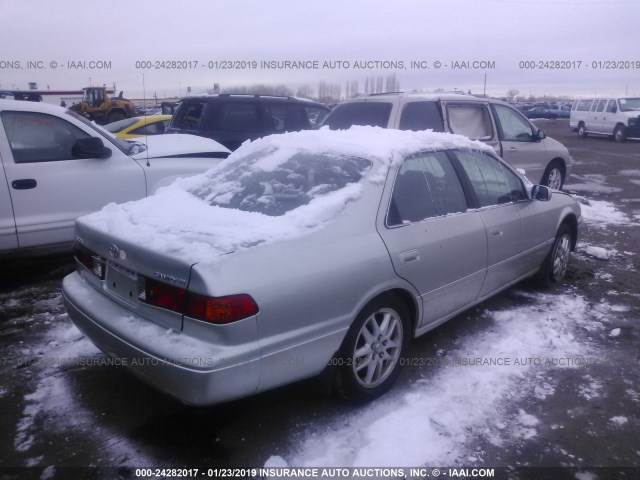 JT2BF28KX10334510 - 2001 TOYOTA CAMRY LE/XLE Күміс фото 4
