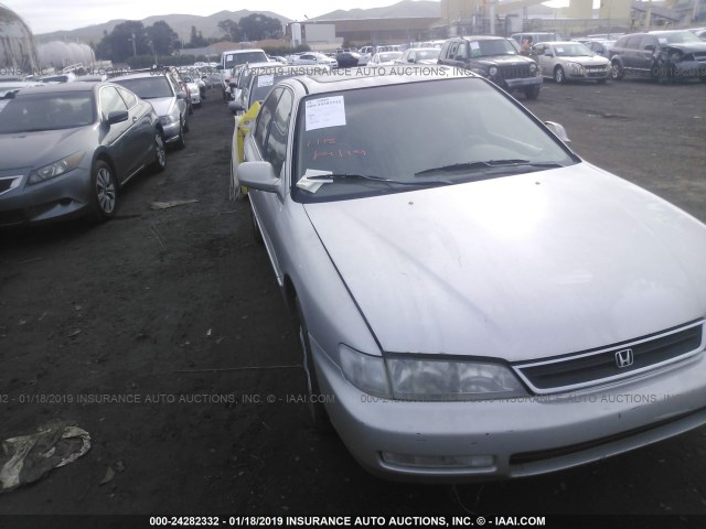 1HGCE6670VA011086 - 1997 HONDA ACCORD EX/EX-R SILVER photo 1