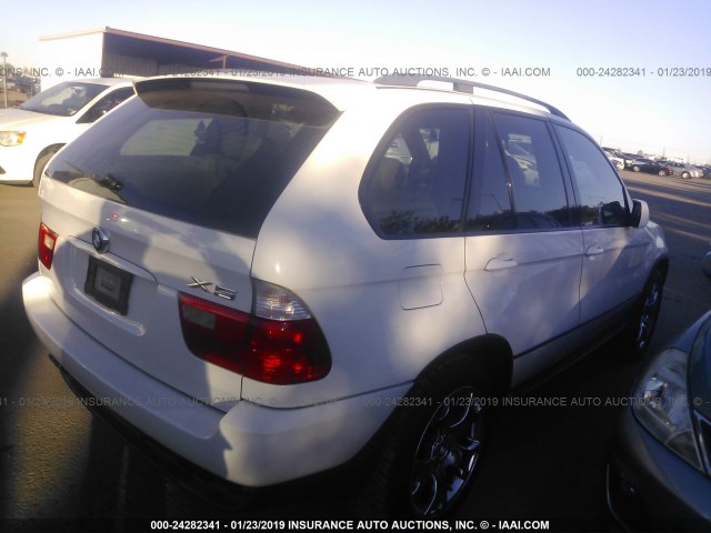 5UXFB33543LH40653 - 2003 BMW X5 4.4I WHITE photo 4