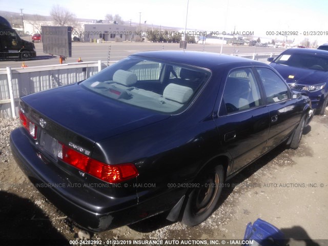 4T1BF22K8YU942170 - 2000 TOYOTA CAMRY LE/XLE GREEN photo 4