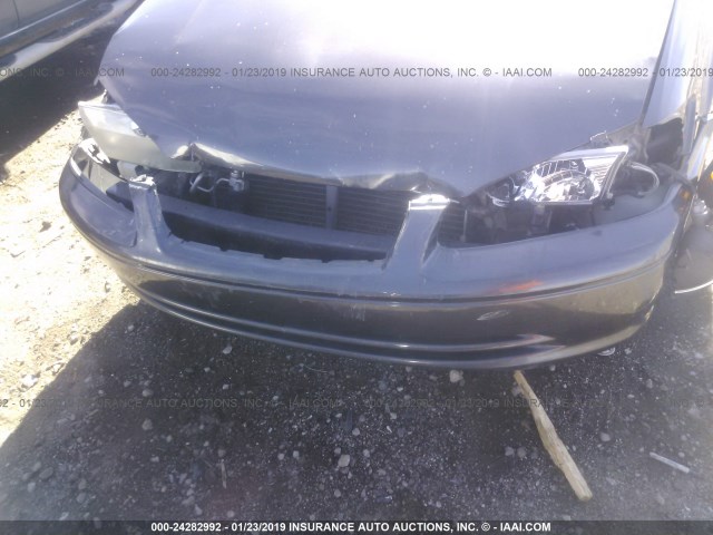 4T1BF22K8YU942170 - 2000 TOYOTA CAMRY LE/XLE GREEN photo 6