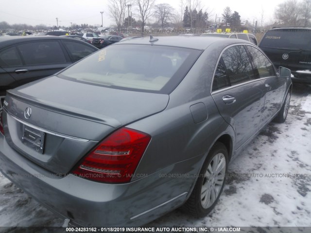 WDDNG9FB9AA326783 - 2010 MERCEDES-BENZ S 400 GRAY photo 4