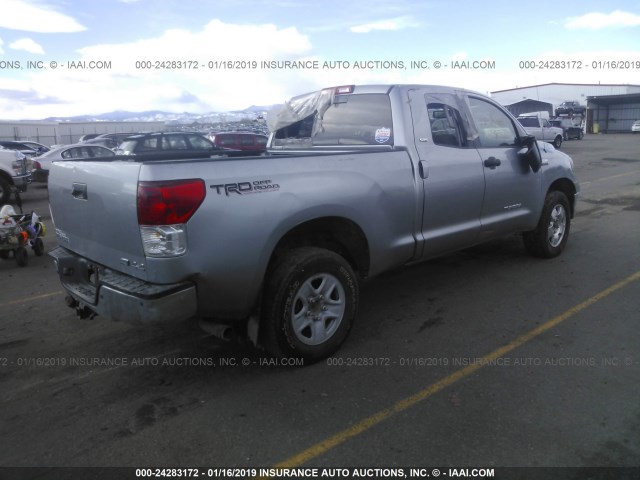 5TFUW5F12AX108996 - 2010 TOYOTA TUNDRA SILVER photo 4