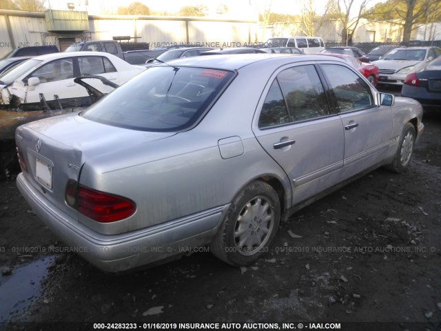 WDBJF20F5VA353269 - 1997 MERCEDES-BENZ E 300D SILVER photo 4