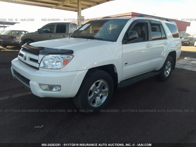 JTEZU14R240040009 - 2004 TOYOTA 4RUNNER SR5/SPORT WHITE photo 2