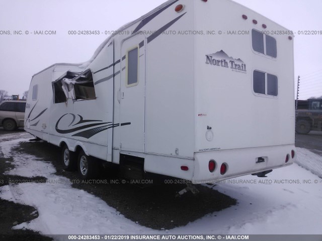 5SFBT35229E101680 - 2009 HEARTLAND 32QBSS  白色 照片 3