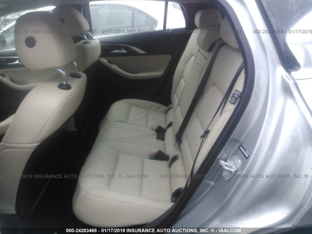 SJKCH5CPXJA046861 - 2018 INFINITI QX30 SILVER photo 8