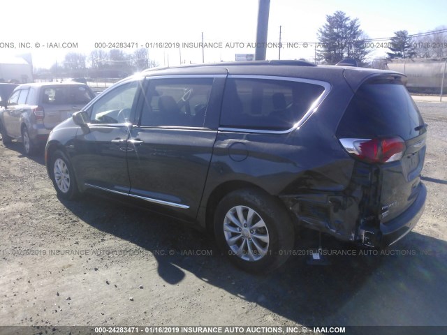 2C4RC1BG7HR778635 - 2017 CHRYSLER PACIFICA GRAY photo 3