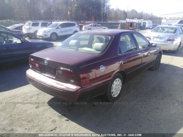 4T1BG22K6XU513783 - 1999 TOYOTA CAMRY CE/LE/XLE RED photo 4